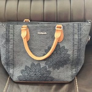new purse no tags